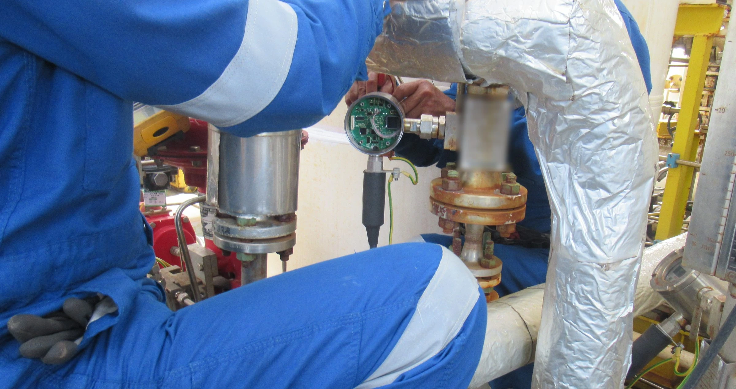 Instrument work on an LP-CRS unit